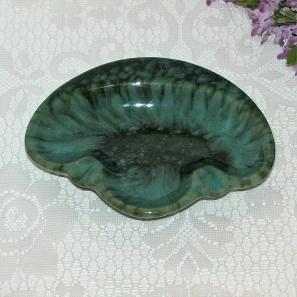 MID-CENTURY ART POTTERY Ashtray Blue Green Drip Glaze - Picture 1 of 8